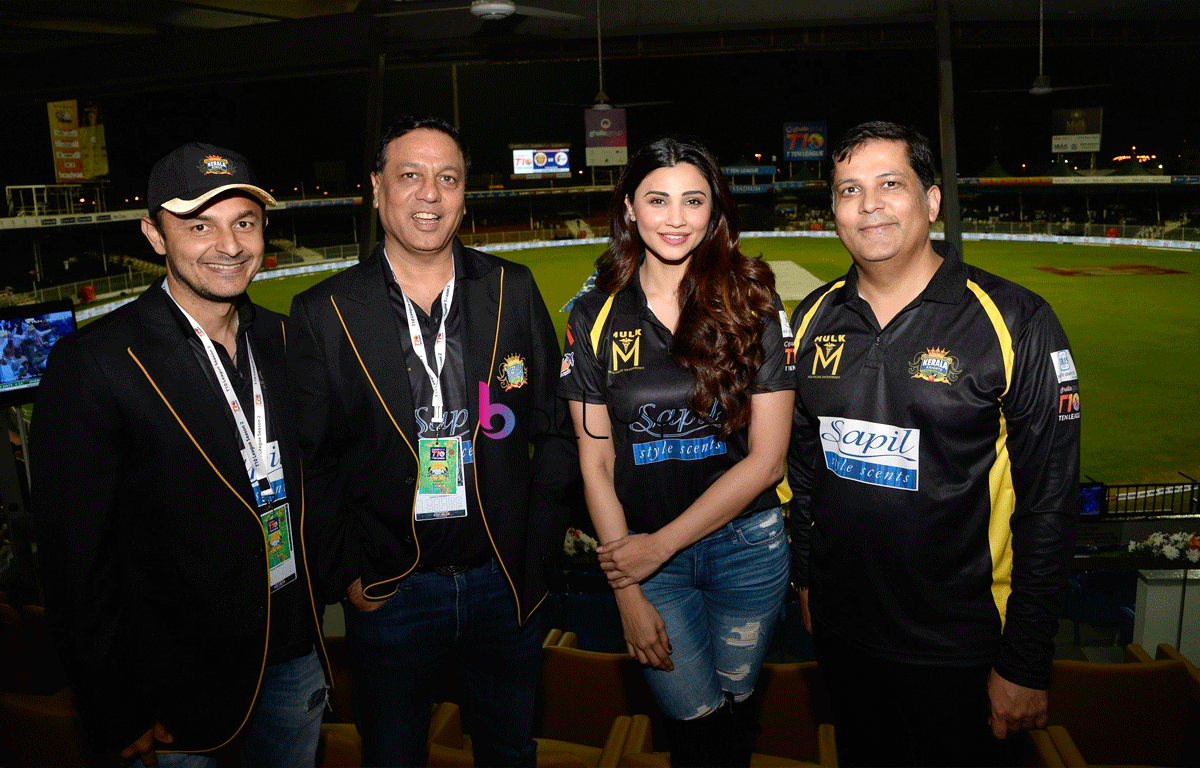 T10 League - The World's Largest 10-Over Cricketing Extravaganza - Takes Off With A "BOLLY-FULL"