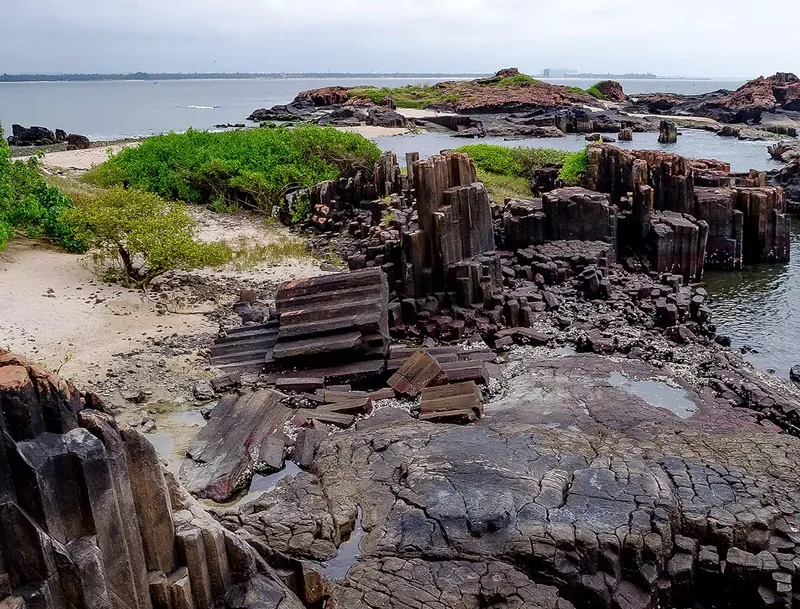 rock formations at st mary's islands