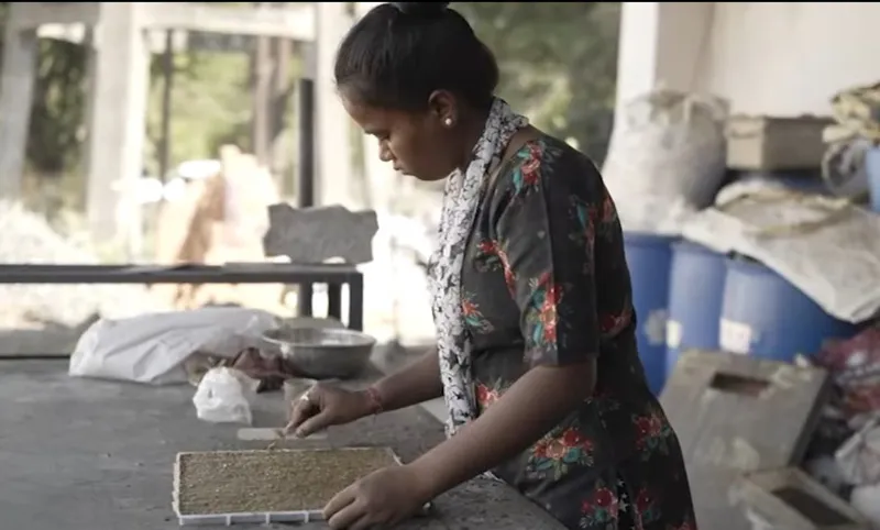 worker putting in moulds