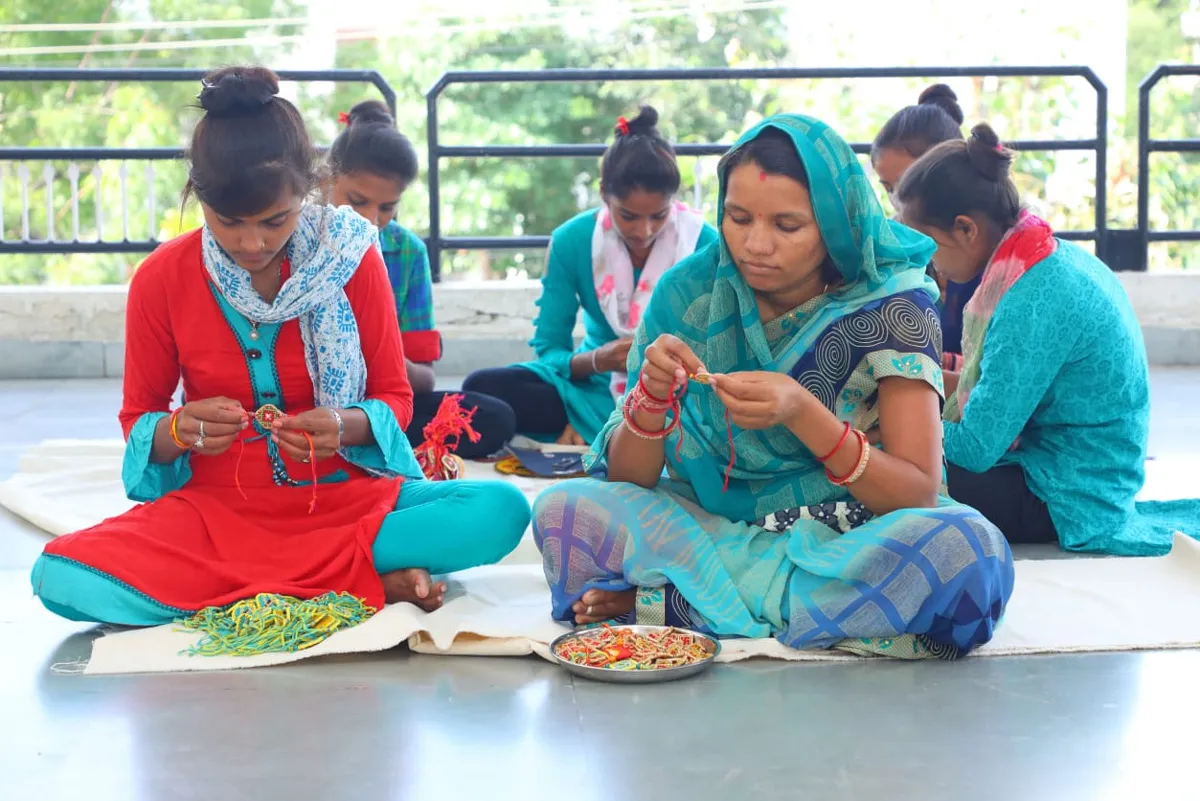 making rakhi