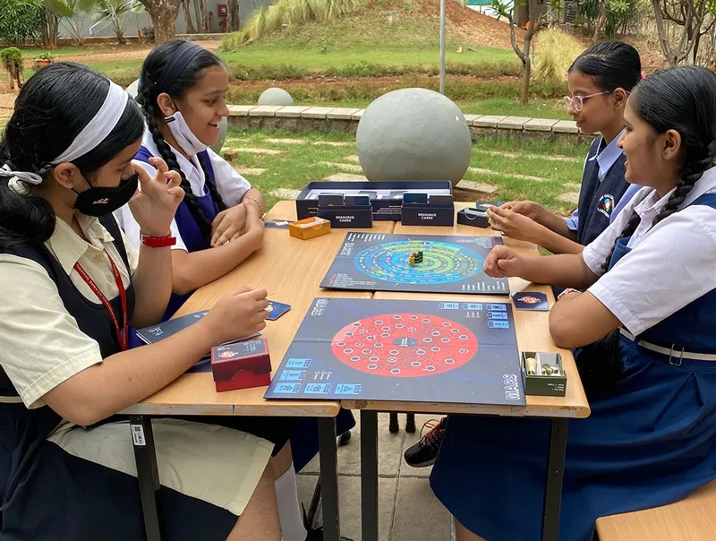 school students mangalyaan