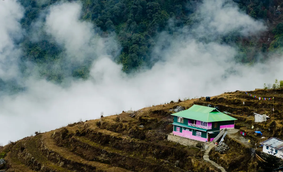 houses in zuluk