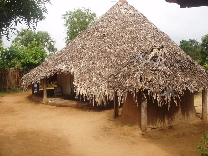 chuttillu roof