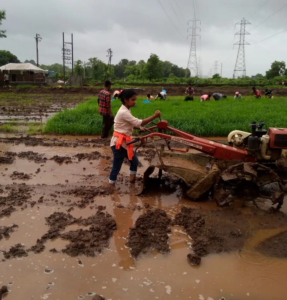 Rasika Phatak: Maharashtra’s 23-year-old millionaire farmer & agriculture consultant