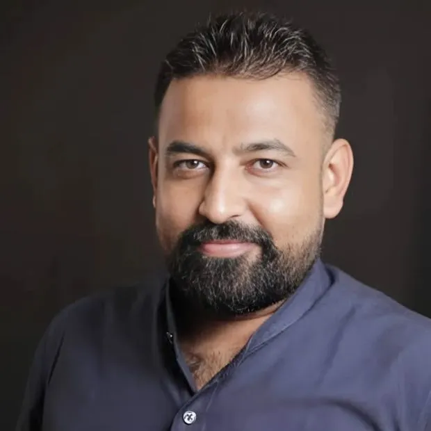 Aziz Khan