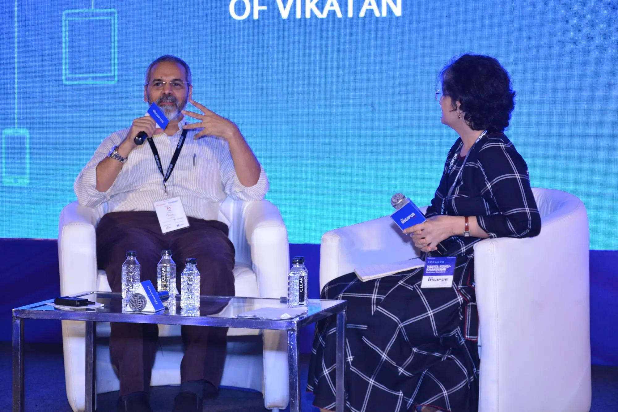 B Srinivasan with Vanita Kohli-Khandekar  Digipub World 2019