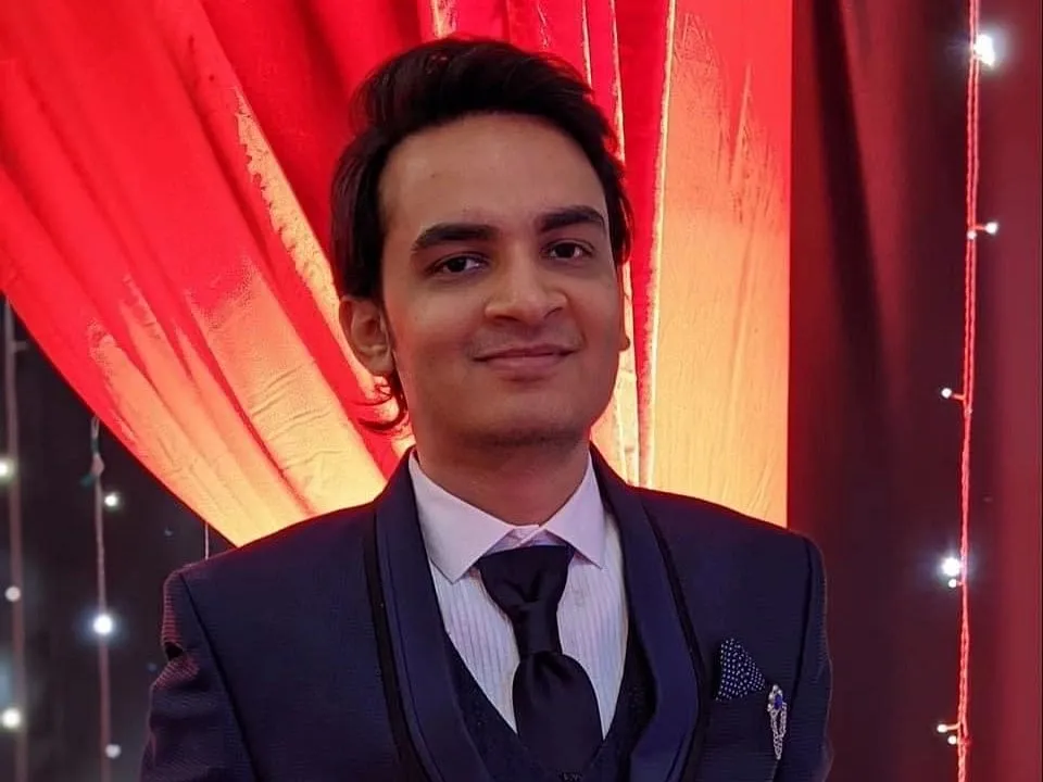 Yash Lahoti  