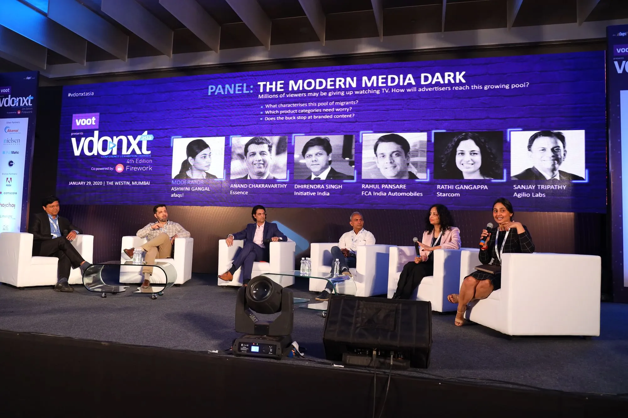 L-R: Panelists Dhirendra Singh, Anand Chakravarthy, Rahul Pansare, Sanjay Tripathy, Rathi Gangappa, with moderator Ashwini Gangal...  ... at vdonxt asia 2020