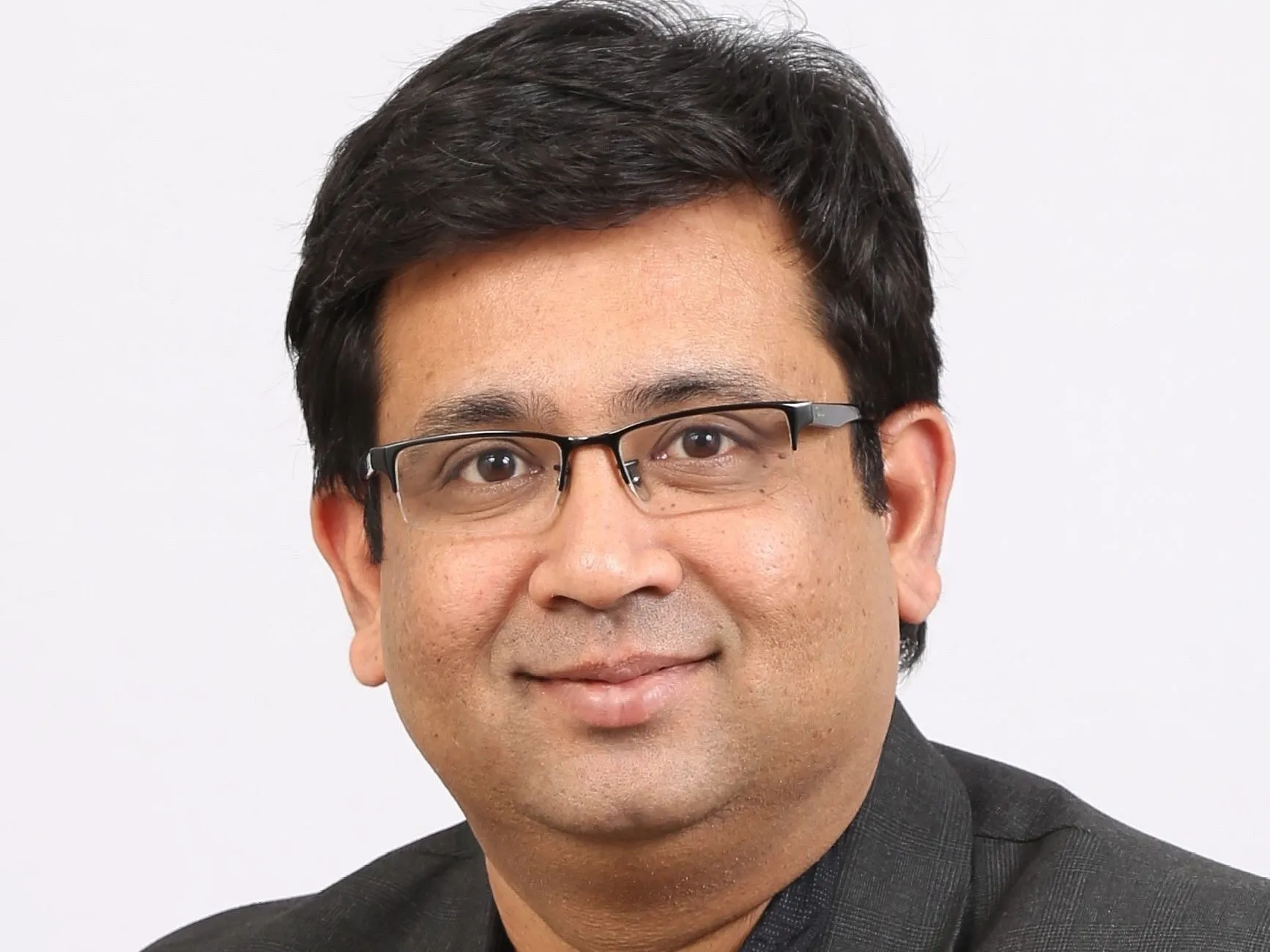 Vinit Karnik  