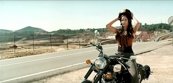 A still from Zindagi Na Milegi Dobara.  