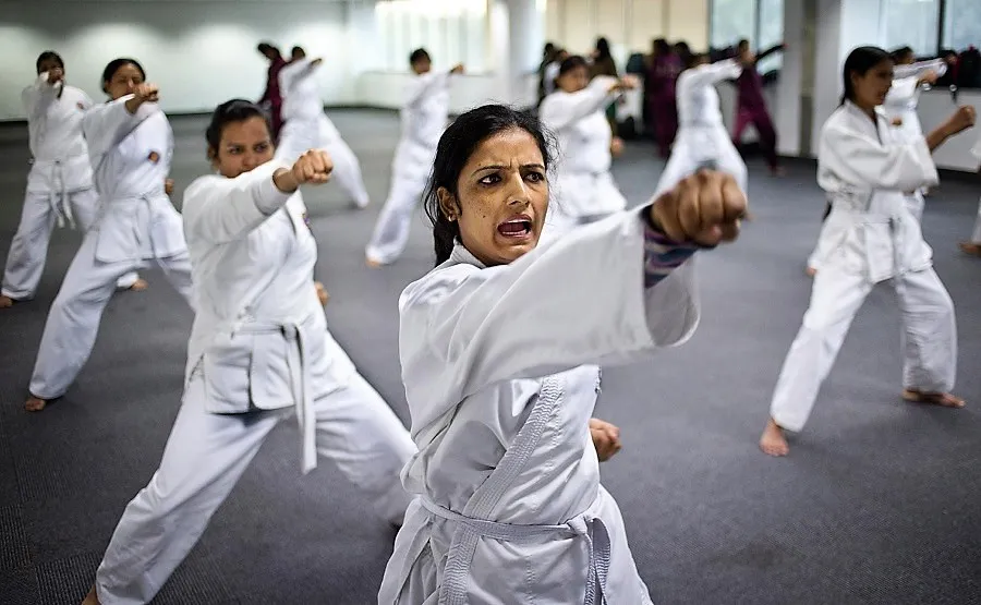 women-self-defense-workshop-for-corporates