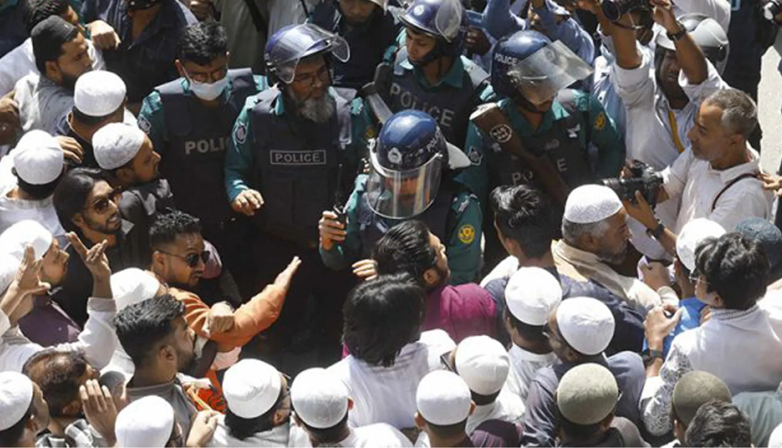 WhatsApp Image 2025-03-07 at 17.20.26 (1)