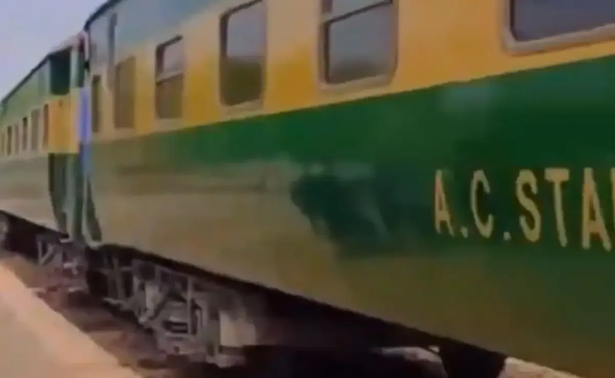 hijacktrain