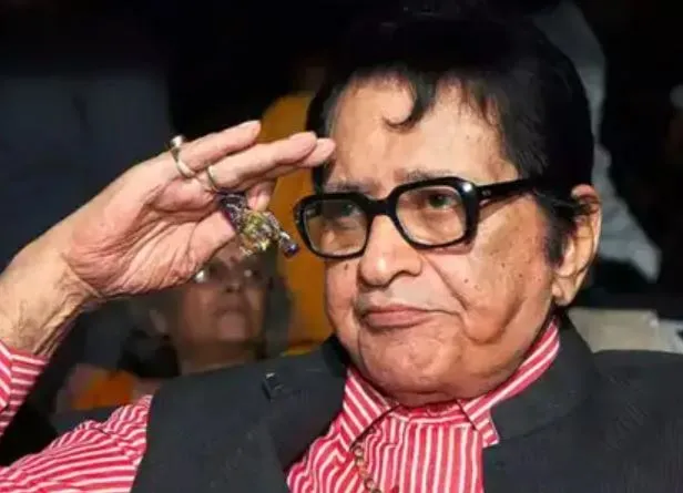 manoj kumar