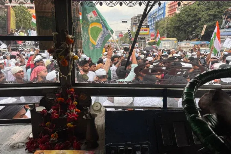 Road-block-2-768x512