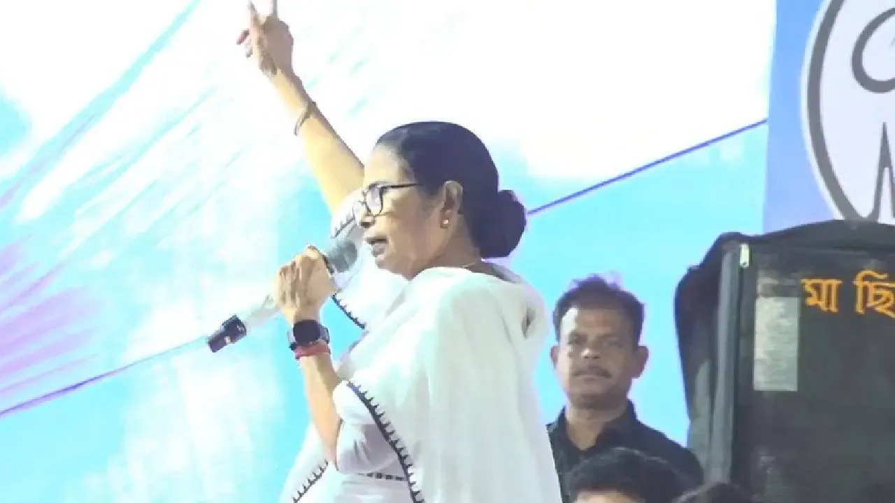 large_Image_mamata-banerjee-raipur