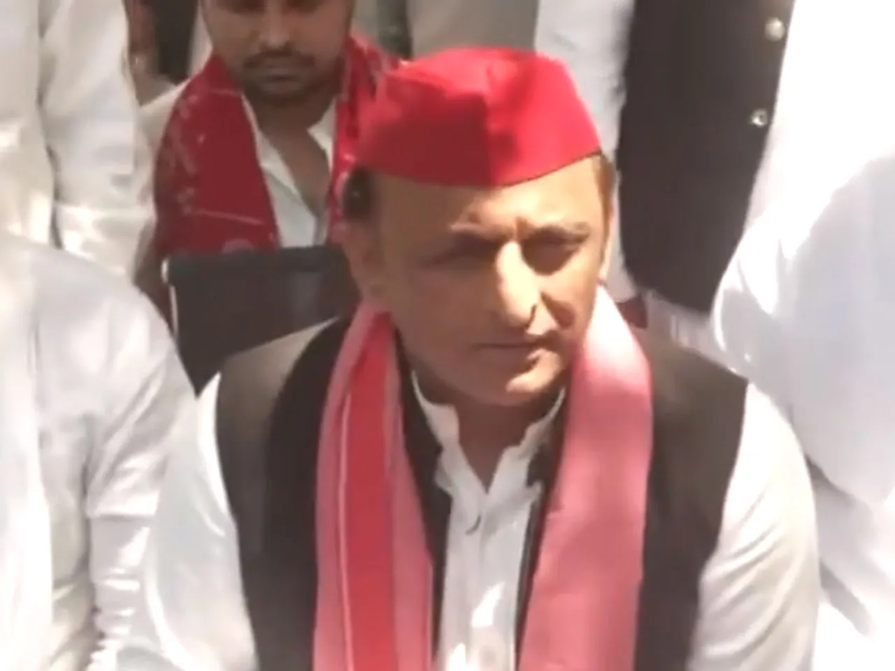 akhilesh yadavvb1.jpg