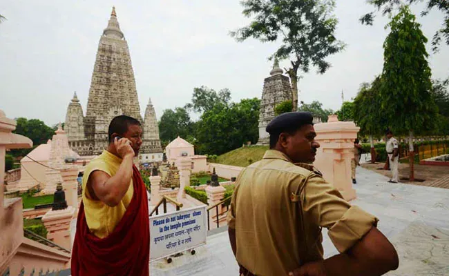 mahabodhi-temple-bodh-gaya-security-afp_650x400_51505497038