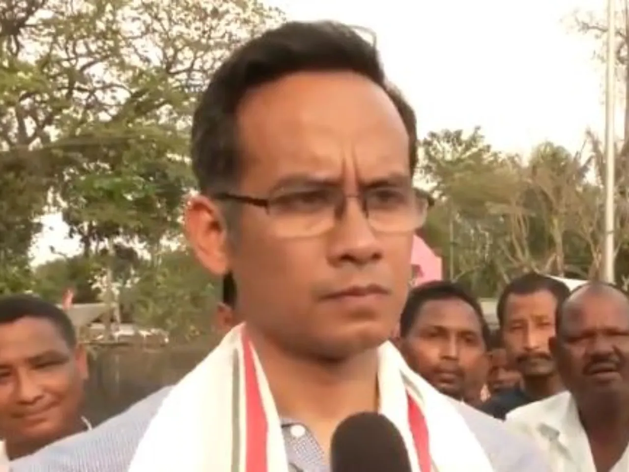 gourav gogai .jpg