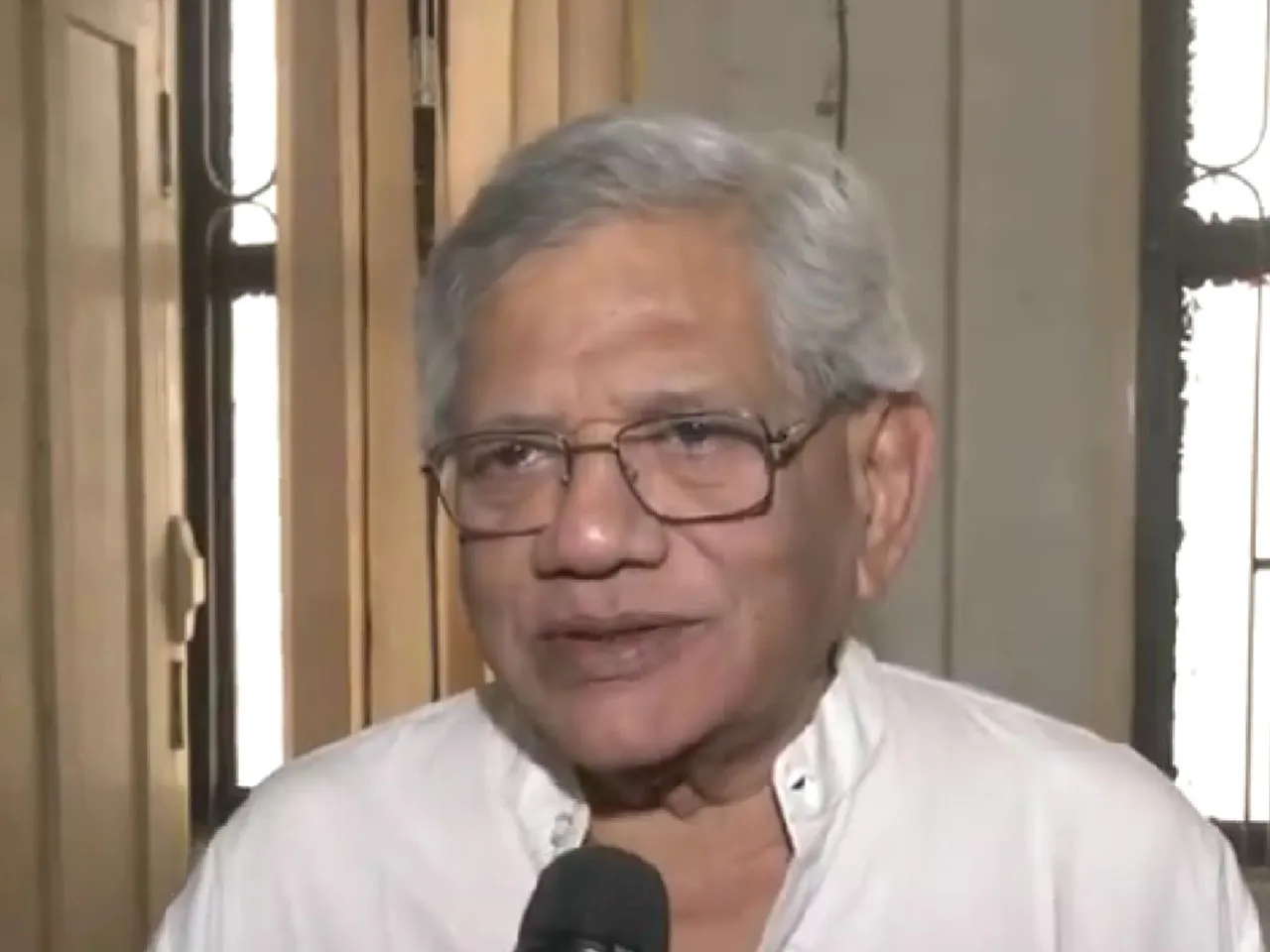 Sitaram Yechuryq2.jpg