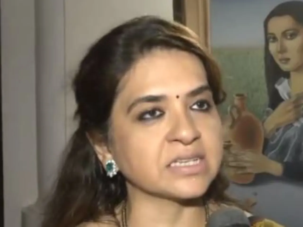 bjp leader shaina .jpg