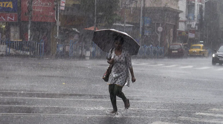 rain in kolkata.jpg