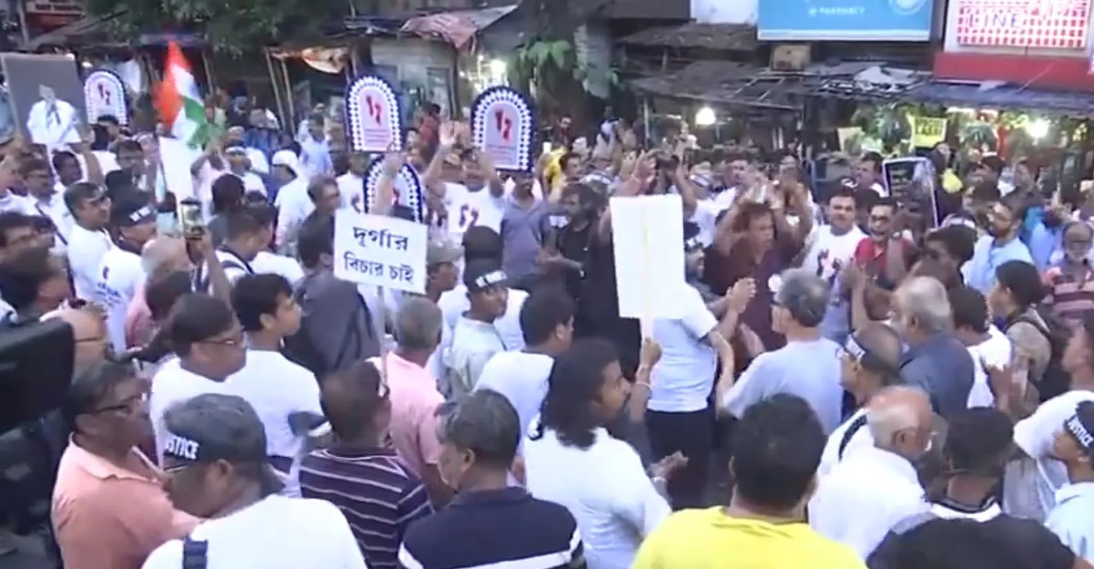 kumartuli protest