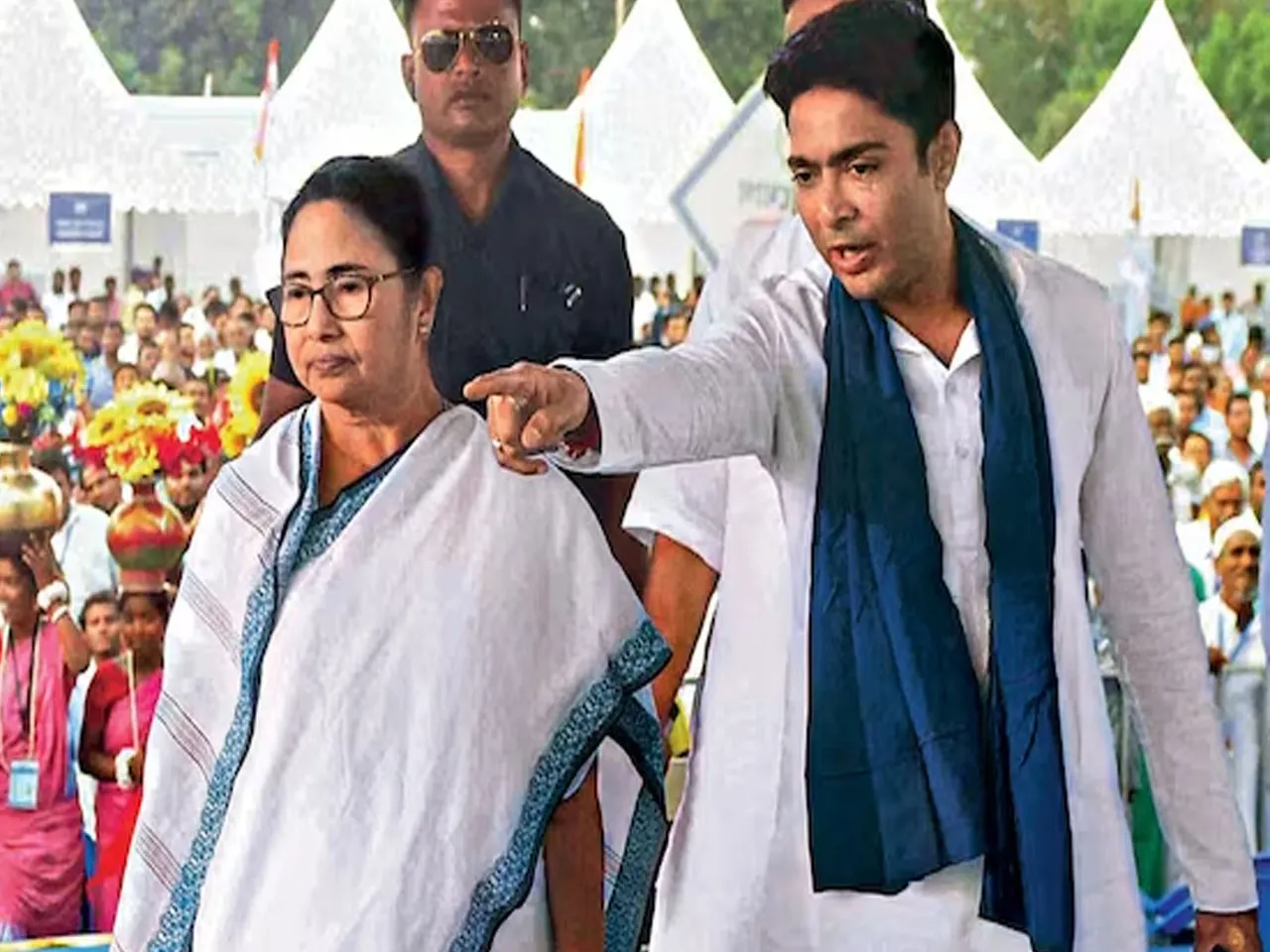 abhishek mamata.jpg