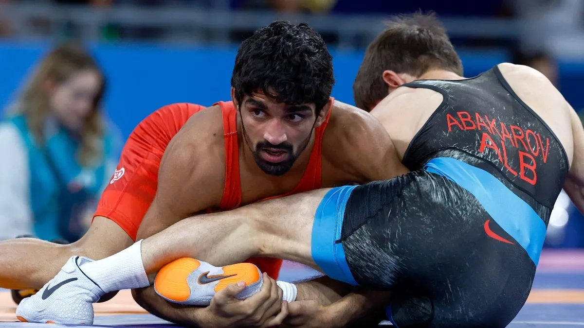 Paris Olympics 2024: Wrestler Aman Sehrawat one win away from medal, storms  into semis - India Today