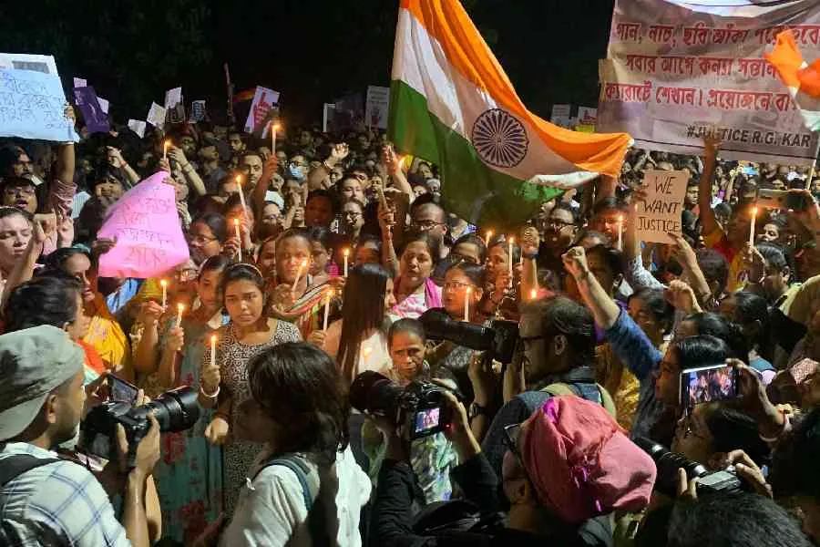 RG Kar rape and murder case | Thousands of women descended on the streets  of Calcutta at midnight on the eve of Independence Day - Telegraph India