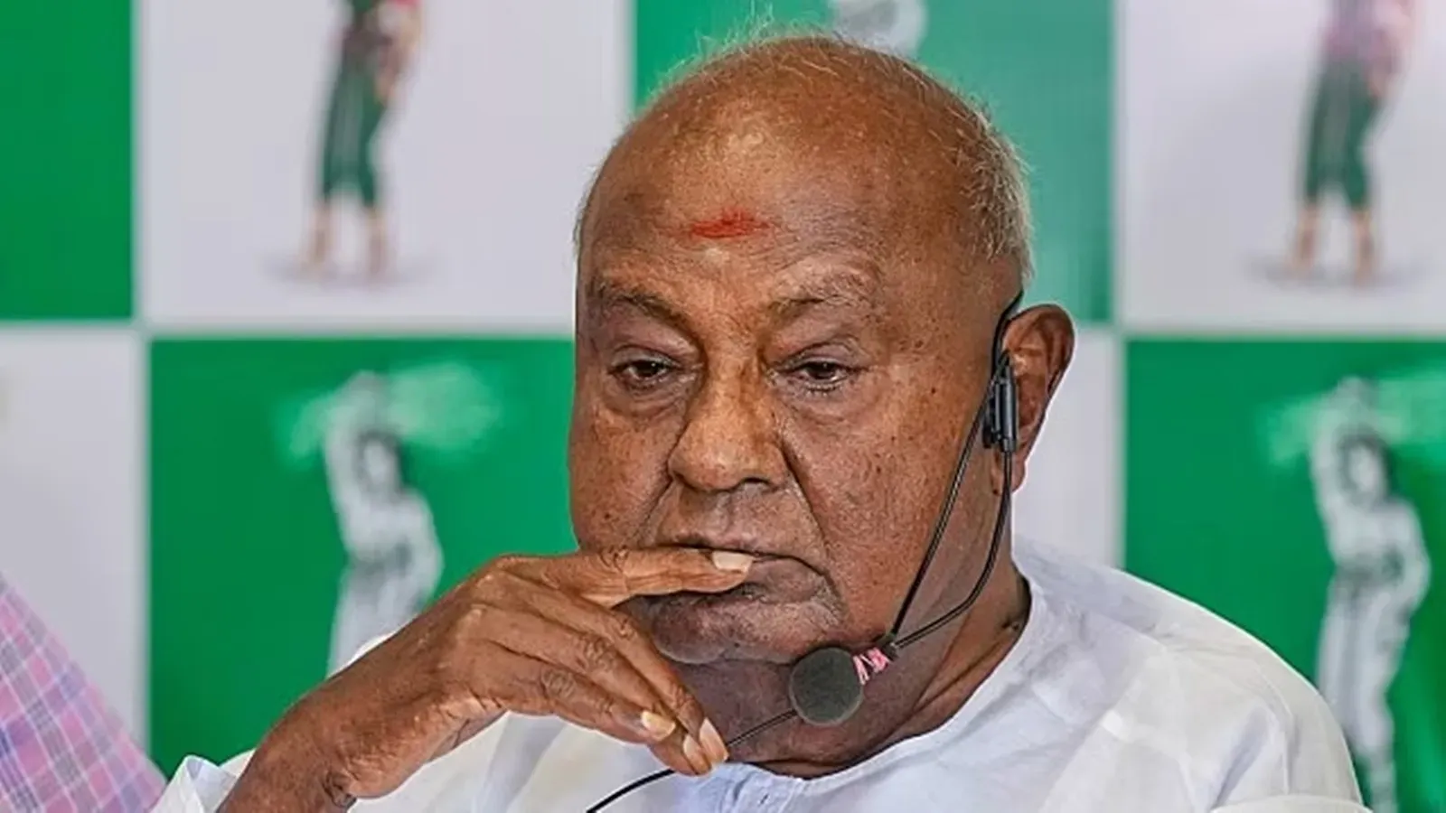 Breakaway faction stakes claim for JD(S), expels Deve Gowda, Kumaraswamy  over alliance with BJP | Bangalore News - The Indian Express