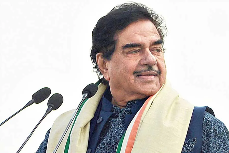 Shatrughan Sinha | Nothing for poor in interim budget, says Trinamul MP and  former Union minister Shatrughan Sinha - Telegraph India