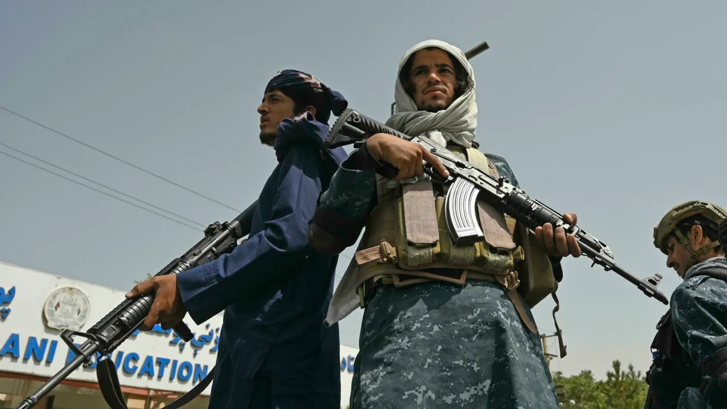 Gunmen Kill 2 Taliban, 2 Civilians in Eastern Afghan City