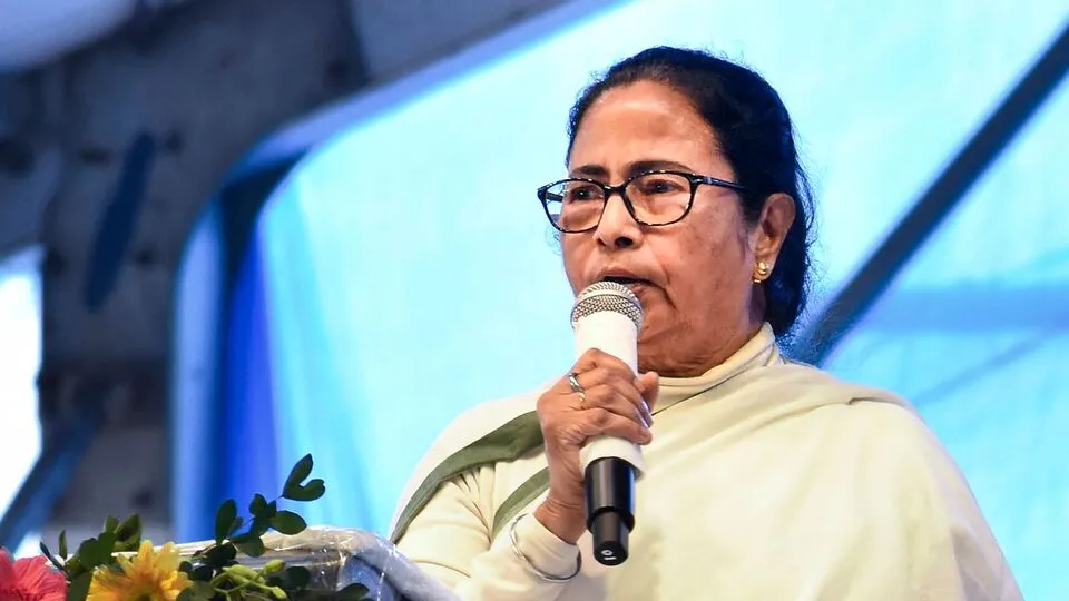 Mamata Banerjee: পঞ্চায়েত নির্বাচনের আগে ফের জেলা সফরে মুখ্যমন্ত্রী, এ বার  অনুব্রতহীন বীরভূমে - Chief Minister will visit the district before the  Panchayat elections, বাংলার মুখ