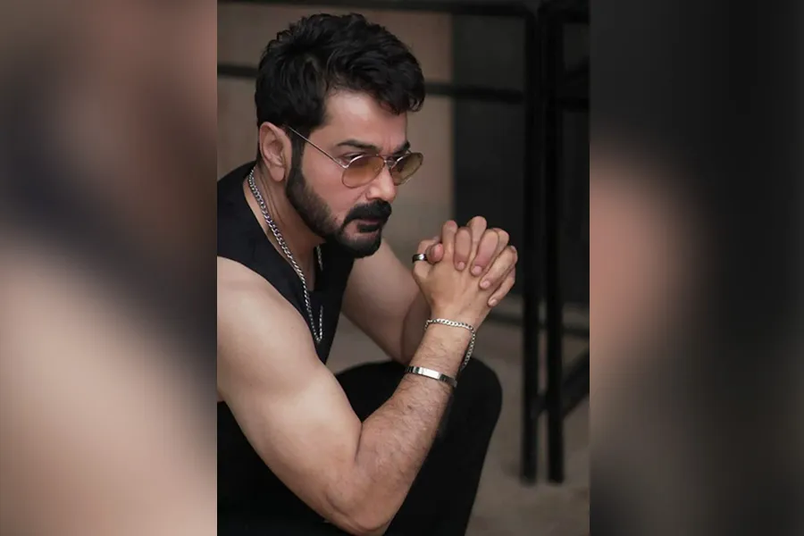 Prosenjit Chatterjee | Birthday boy Prosenjit Chatterjee: 'I want to direct  films; the process has already started' - Telegraph India