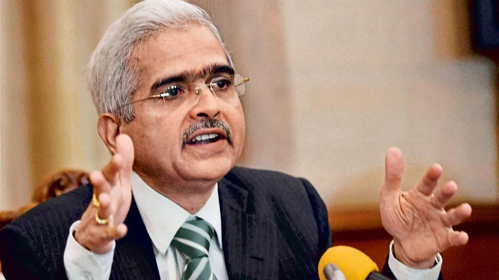 RBI Governor Shaktikanta Das rated 'A+' in Global Finance Central Banker  Report 2023 | Mint