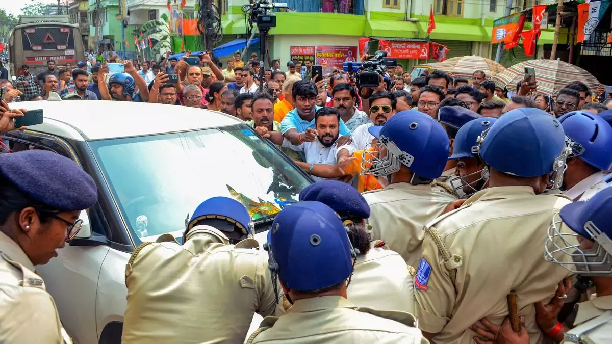 Violence grips Bengal in first phase of elections - The Hindu BusinessLine