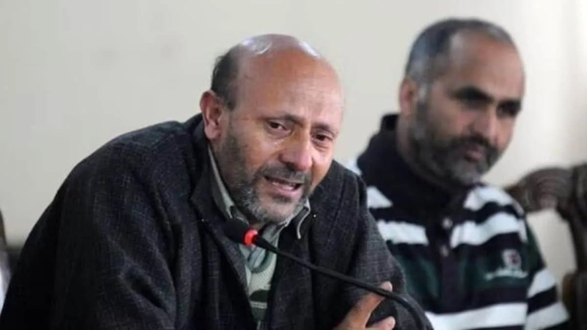 Baramulla MP Engineer Rashid gets interim bail ahead of J&K polls –  Firstpost