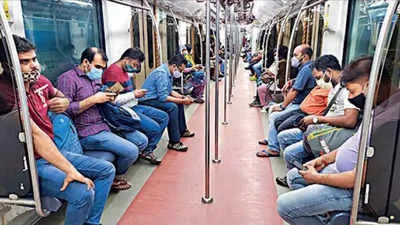 Kolkata Metro News: Metro runs Sunday north-south services after 104 days  in Kolkata | Kolkata News - Times of India