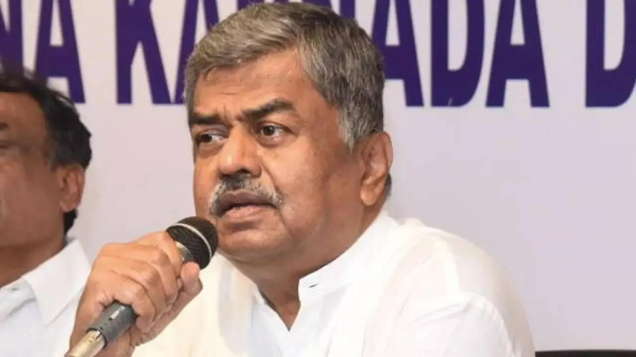 B K Hariprasad warns of 'Godhra-like incident' in Karnataka; BJP demands  arrest of Congress leader | India News - Times of India