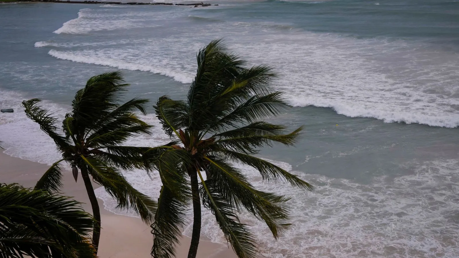 Beryl batters Mexico’s Yucatan Peninsula as Texas officials urge coastal residents to prepare