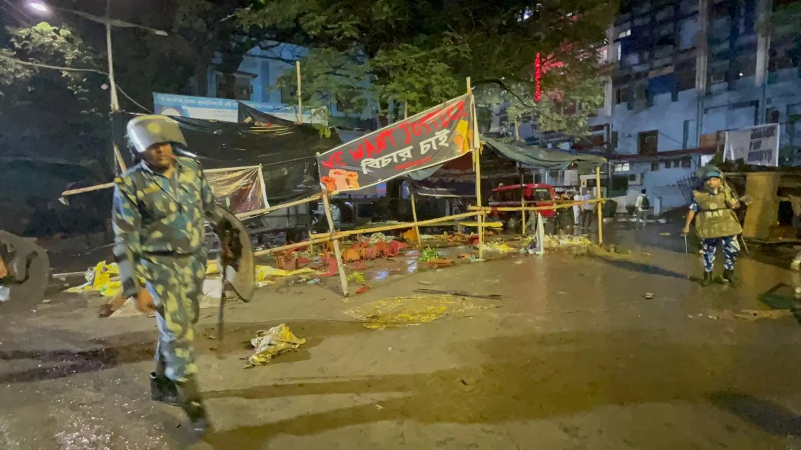 Doctors' Protest Live Updates: Fresh stir at RG Kar hospital, day after  miscreants wreak havoc and disrupt midnight protest | Kolkata News - The  Indian Express