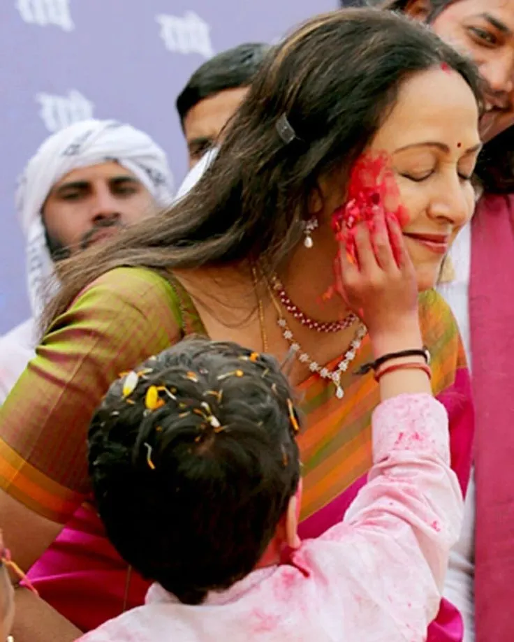 Hema Malini Dream Girl Holi Celebration