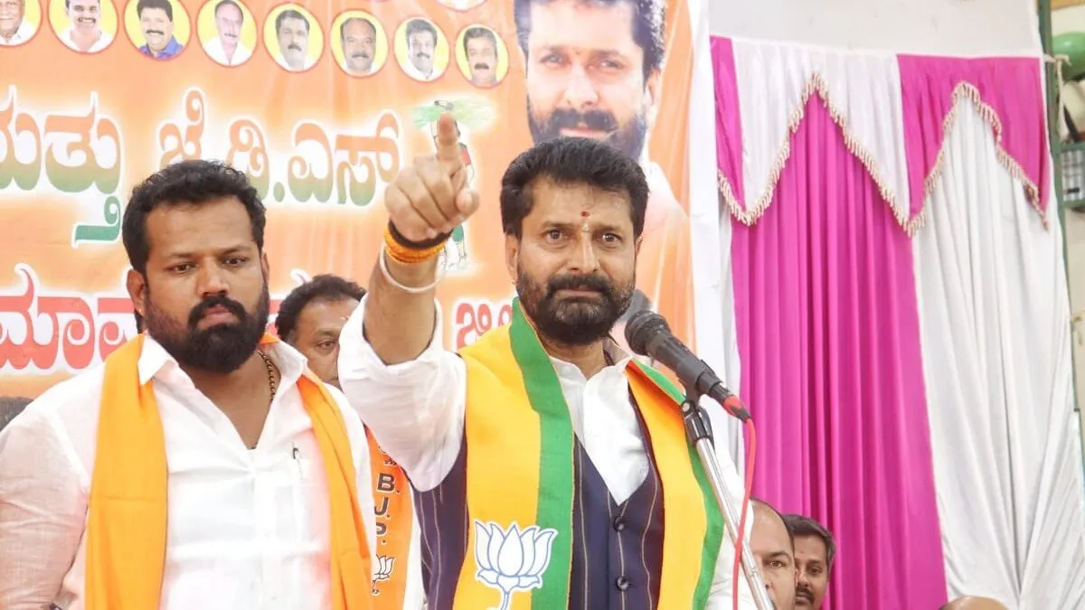 Case against Karnataka BJP leader CT Ravi for promoting hatred on social  media - India Today