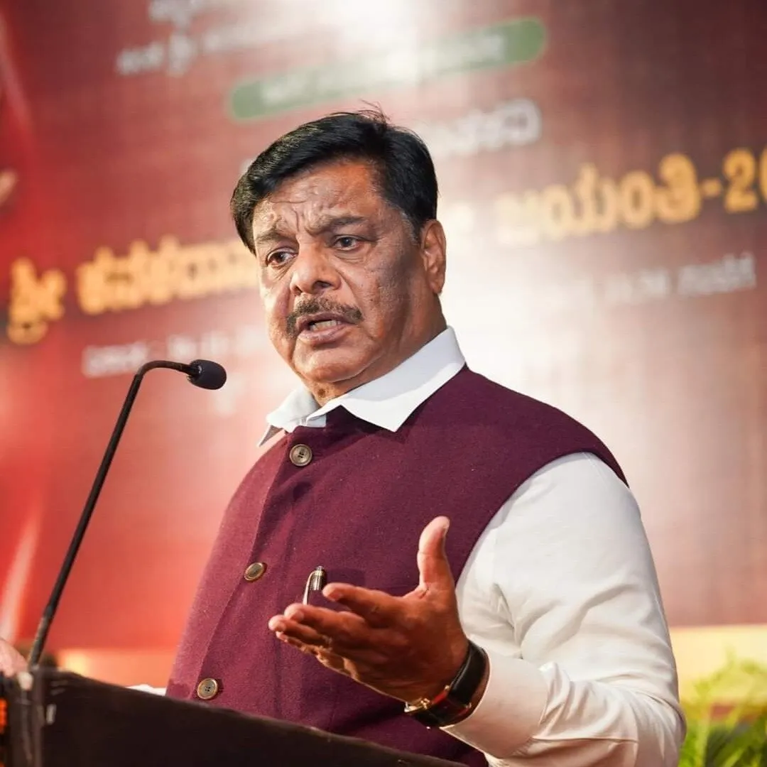 Why is BJP trying to vilify Tipu Sultan asks Karnataka minister HC  Mahadevappa supporting Mysuru airport name change - India Today