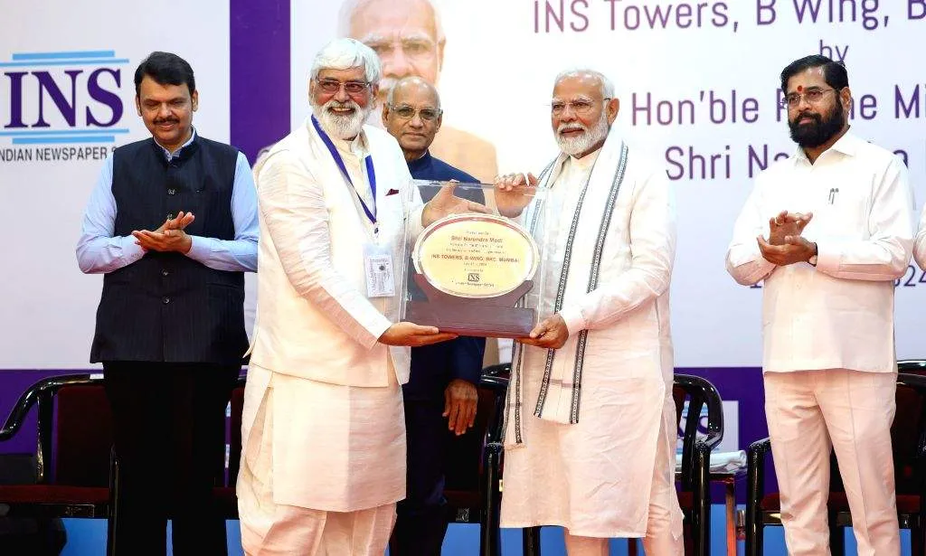 Mumbai : Prime Minister Narendra Modi inaugurates Indian Newspapers Society  Towers