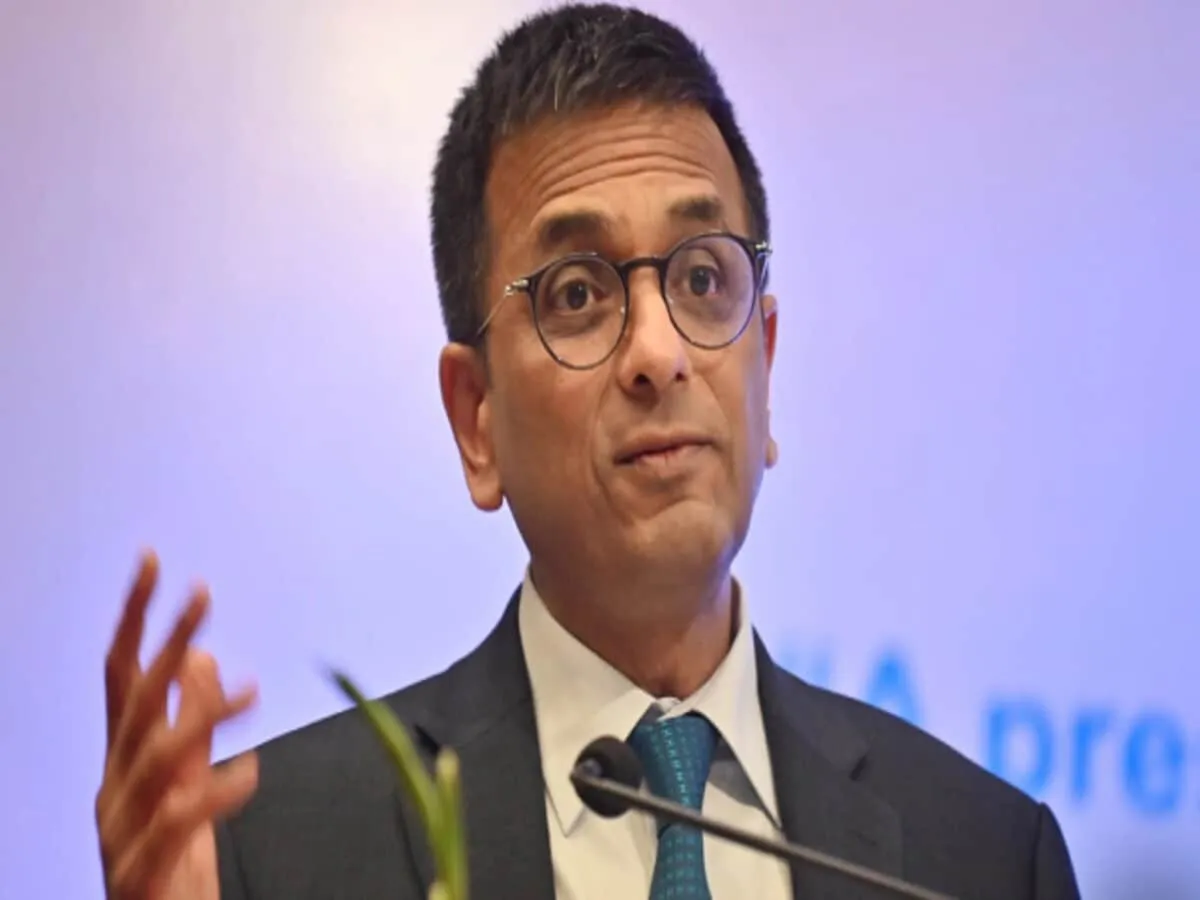 Why CJI DY Chandrachud Cautions CBI to look only those cases which involves  national security and crimes against nation - India Hindi News 'आप उन्हीं  मामलों को देखें जो...' CJI चंद्रचूड़ ने