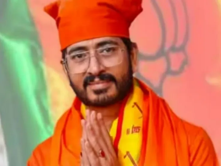 BJP MLA Hiran Chatterjee rubbishes speculation about joining tmc says dont  want to join party of thieves | 'चोरों की पार्टी में नहीं जाना चाहता,'  बीजेपी विधायक हिरन चटर्जी ने TMC में