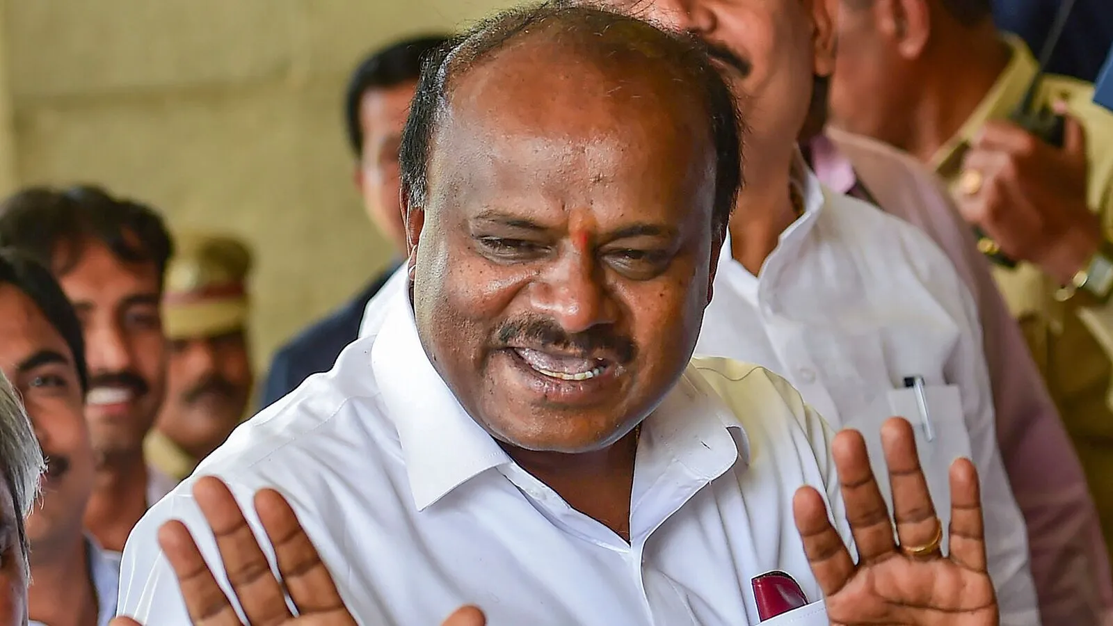JDS to ally with BJP? Former Karnataka CMs Yediyurappa, Kumaraswamy say… |  Mint #AskBetterQuestions