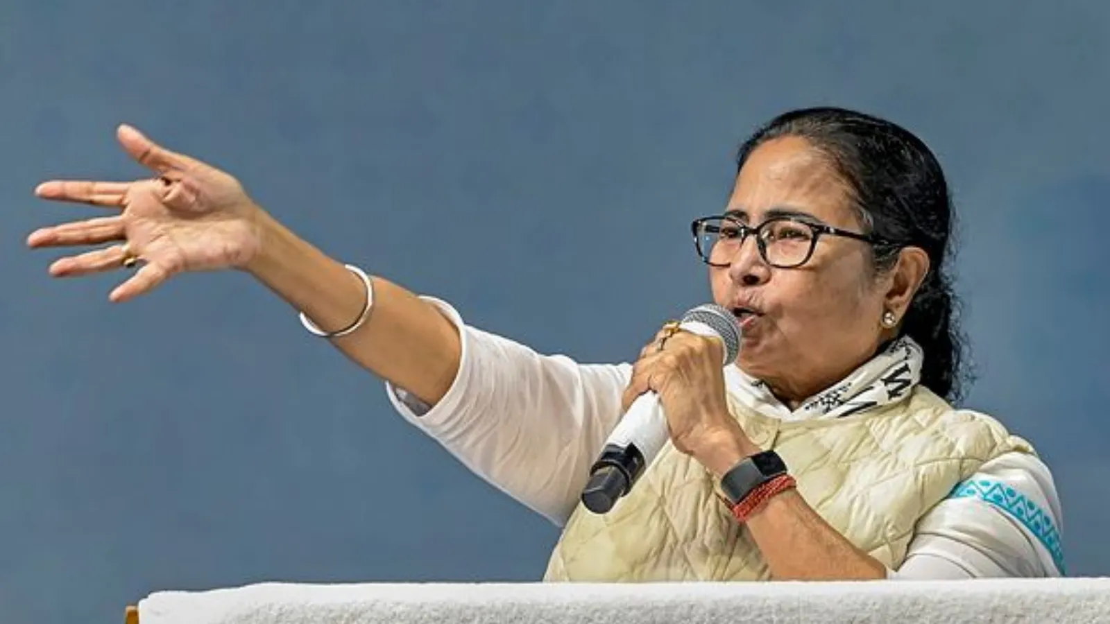 Mamata Banerjee cancels Delhi trip, to skip 'One Nation One Election' meet  | Kolkata News - The Indian Express